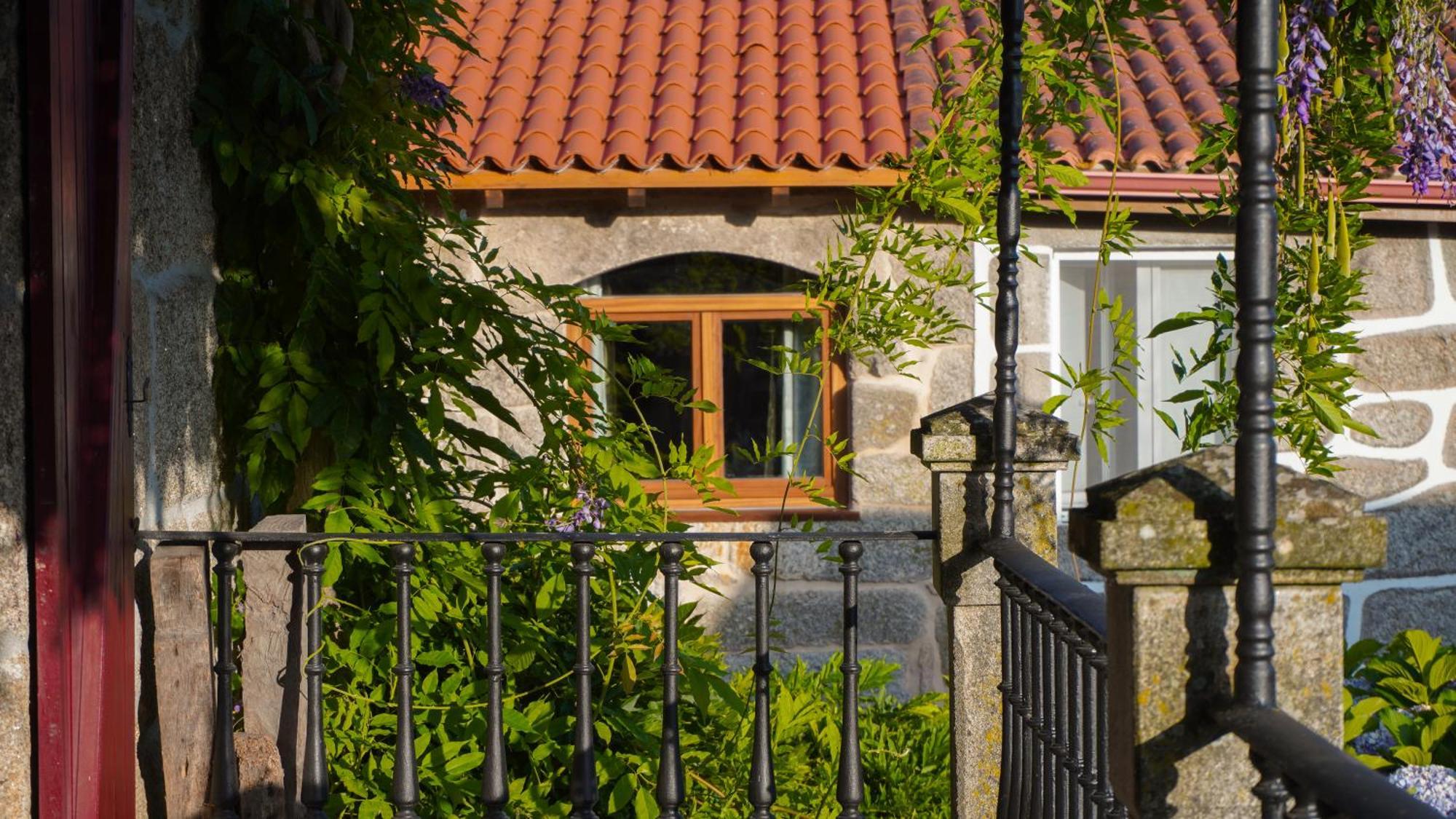Casa La Trinidad - Ribeira Sacra Lägenhet Nogueira De Ramuin Exteriör bild